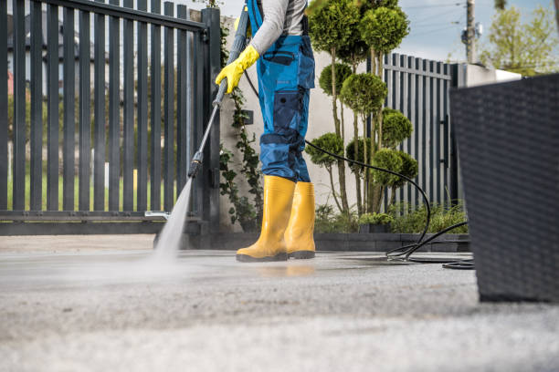 Best Pool Deck Cleaning  in River Bend, NC